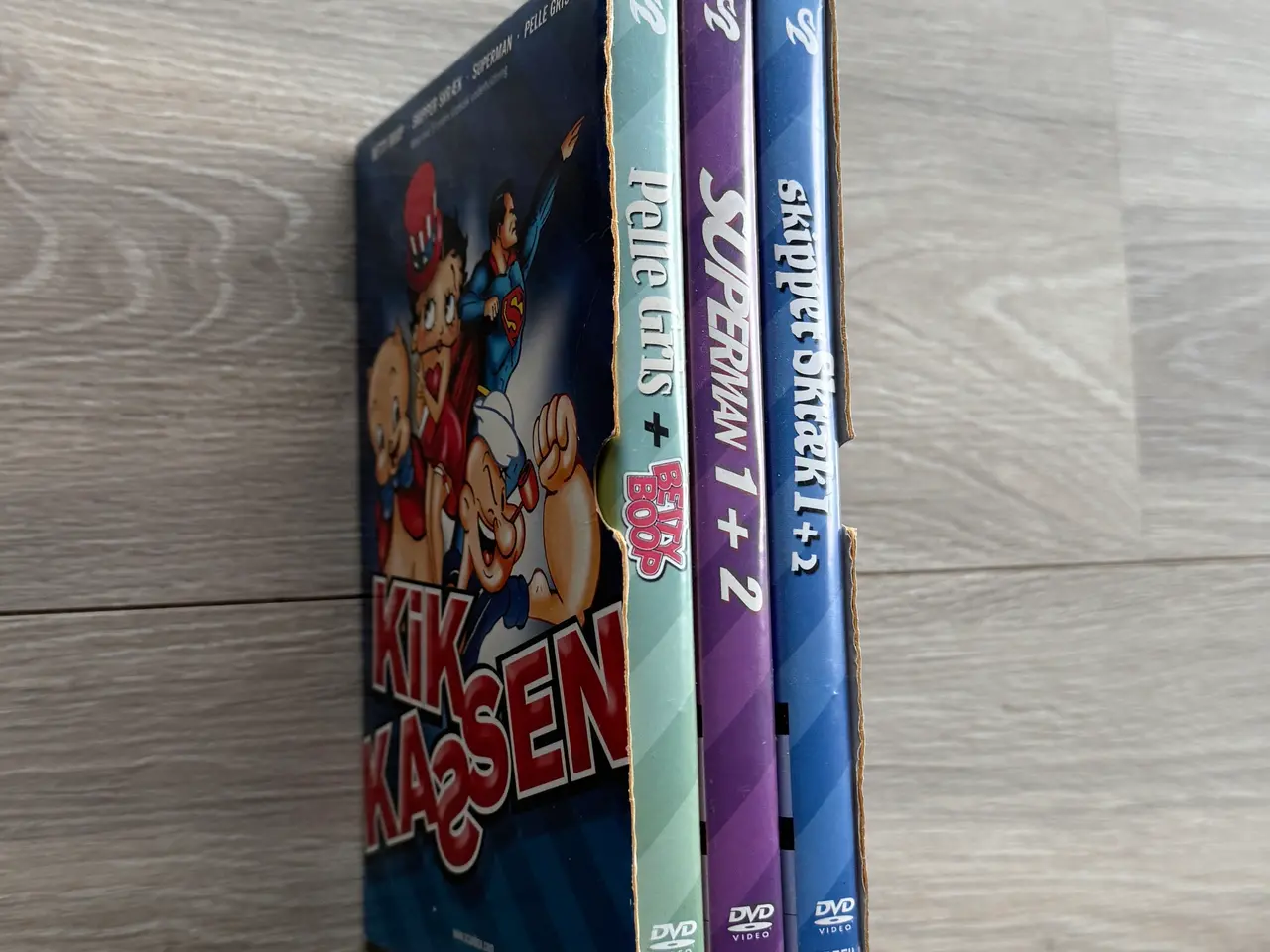 Billede 3 - Kik Kassen med kendte tegnefilm