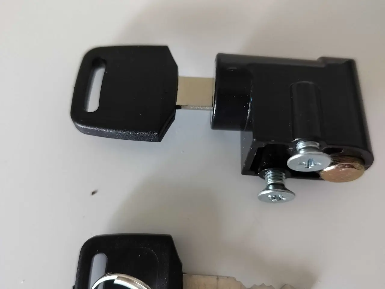 Billede 2 - Lås til cykel batteri.