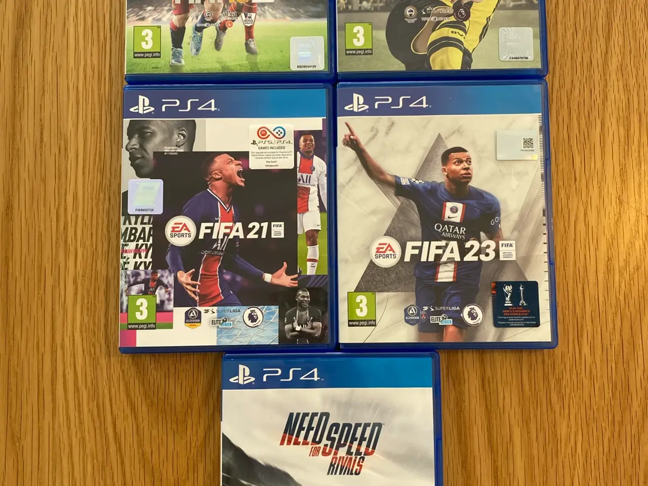 Billede 3 - PS4 med 2 controller 