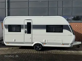2026 - Hobby De Luxe 460 UFe Dejlig vogn med rundsidegruppe og franskseng fra Hinshøj Caravan A/S