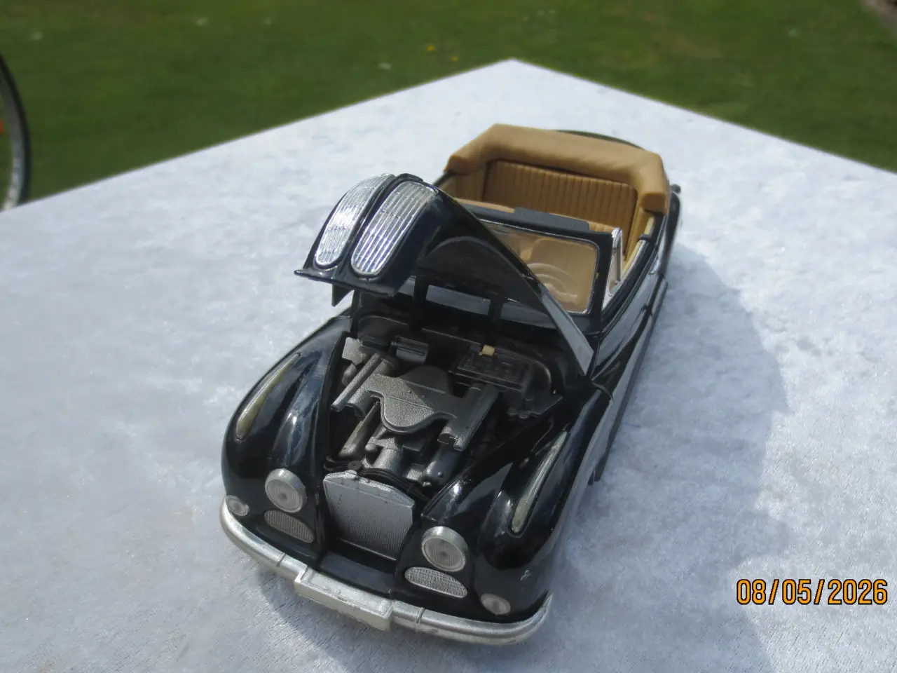 Billede 11 - 3 stk Modelbiler WV Boble - BMW 502 - Jaguar XK 12