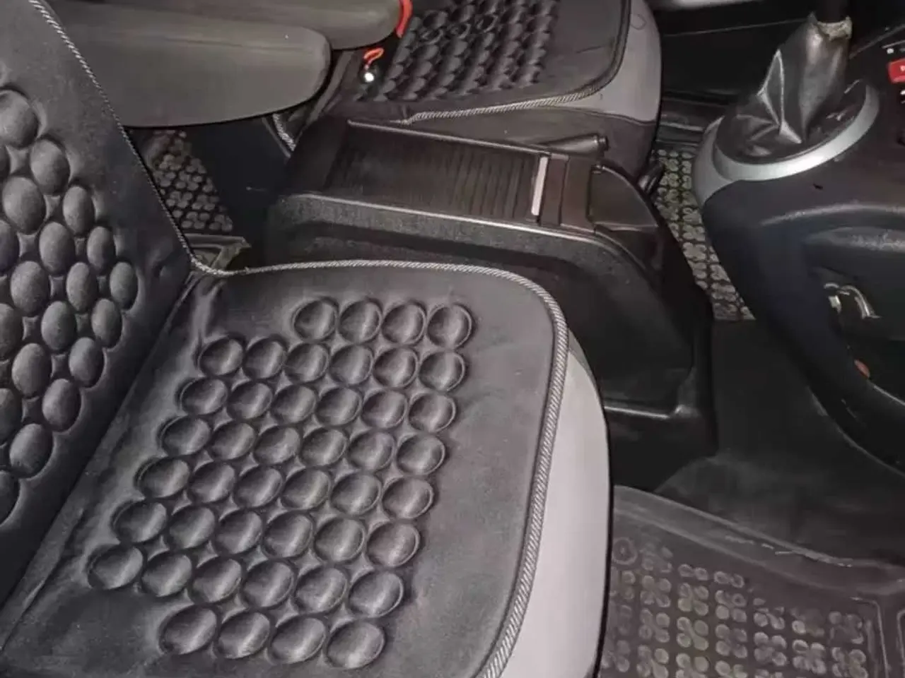 Billede 4 - KØBES Center konsol til Citroen Berlingo årg 2008-