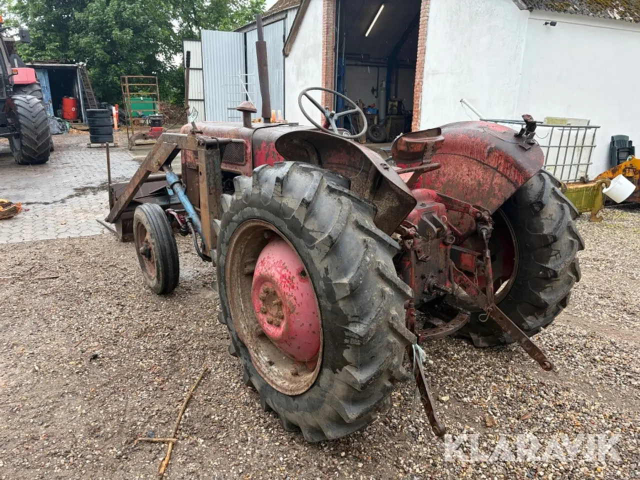 Billede 4 - Veterantraktor IH 275 Diesel - med frontlæsser