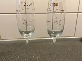 2 champagne glas ubrugte samlet pris