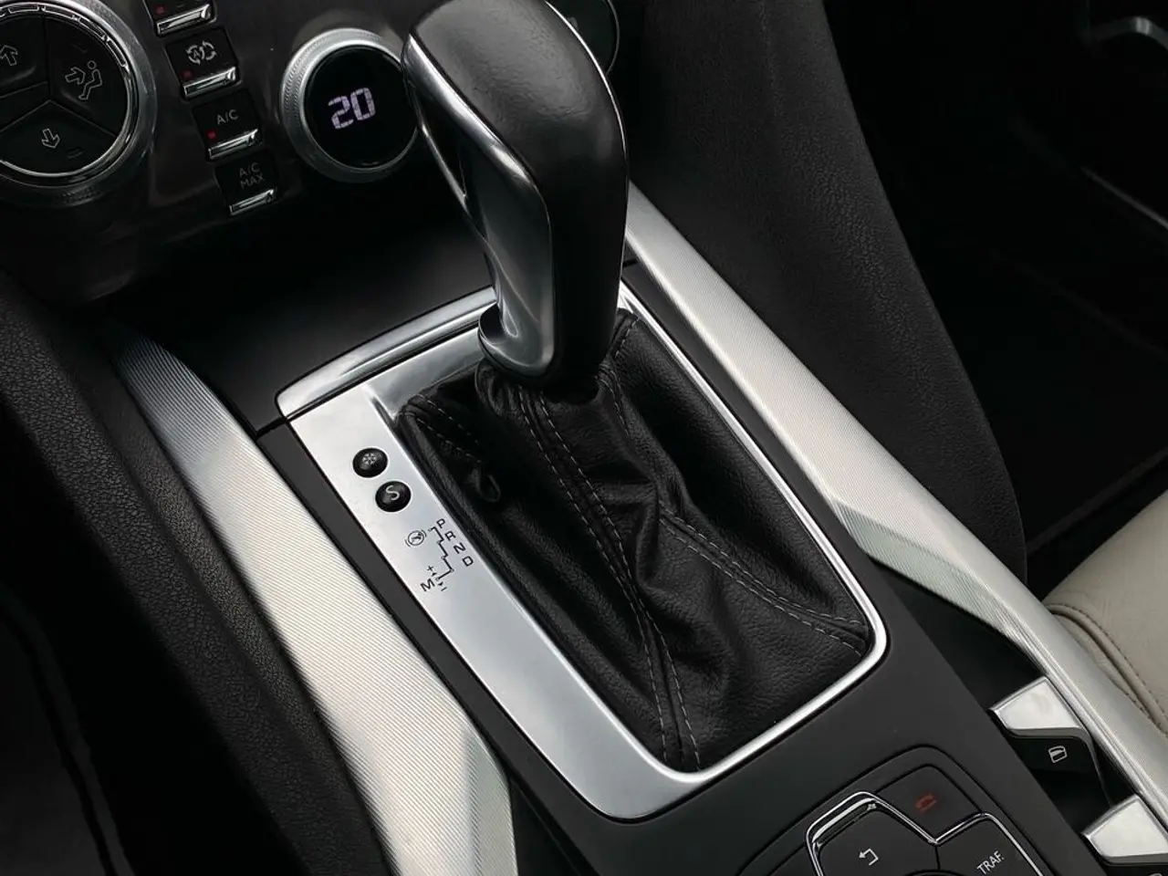 Billede 14 - Citroën DS5 2,0 HDI Style E6G 163HK 5d 6g Aut.