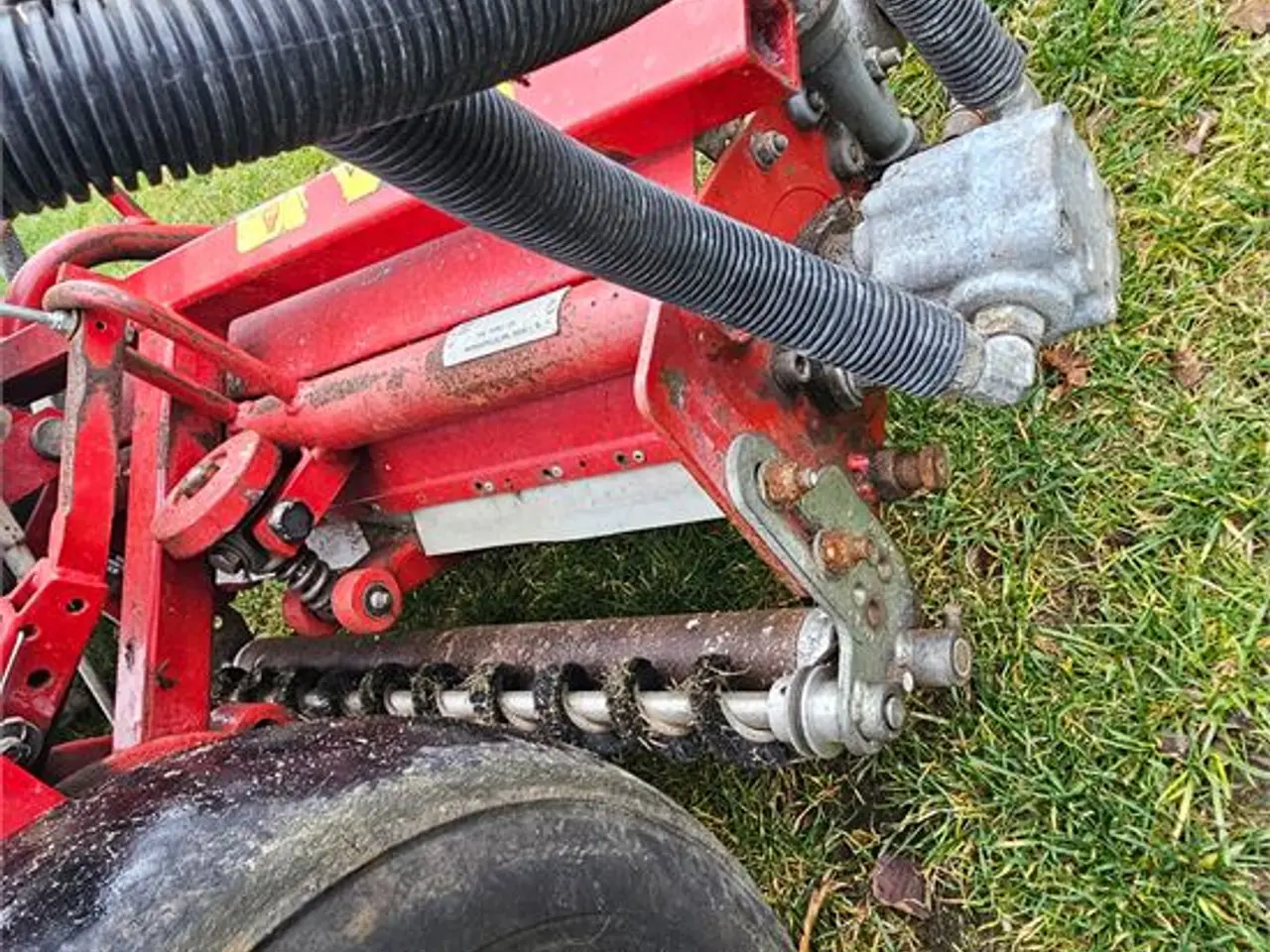 Billede 24 - Toro Greensmaster 3100 - Cylinder lawn mower - With 3 verticutter heads
