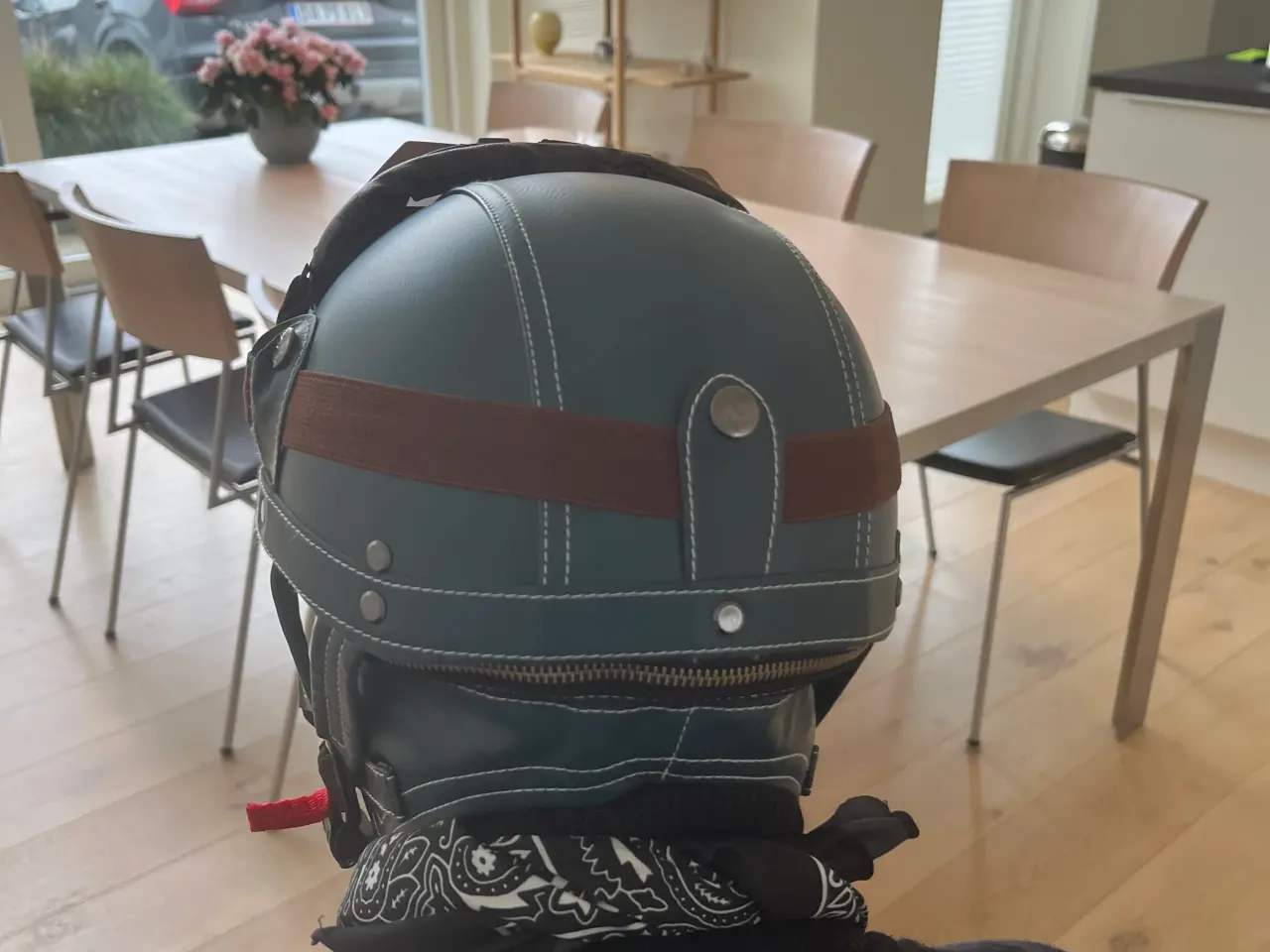 Billede 1 - Styrthjelm ny