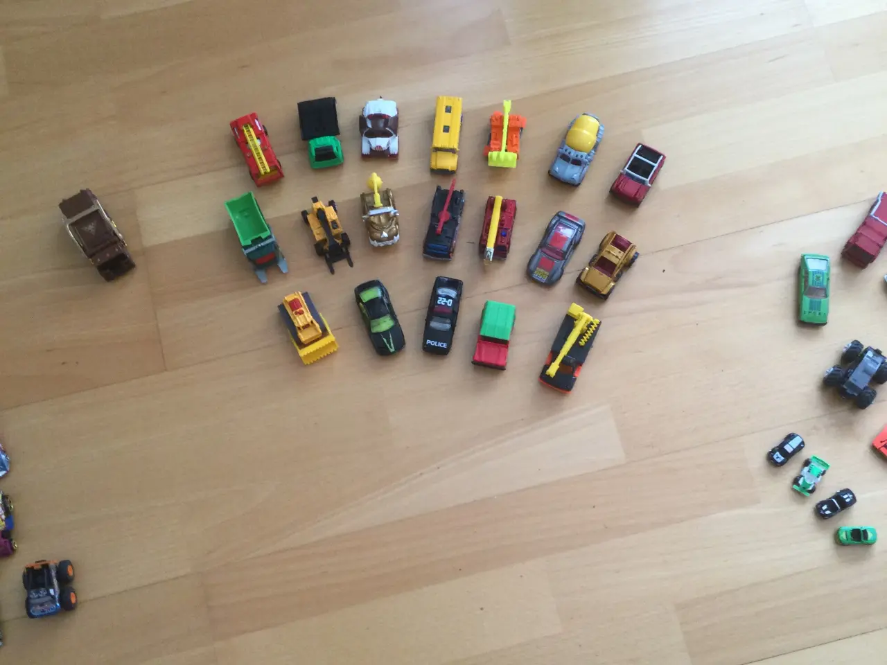Billede 2 - Hot wheels og Marklin biler
