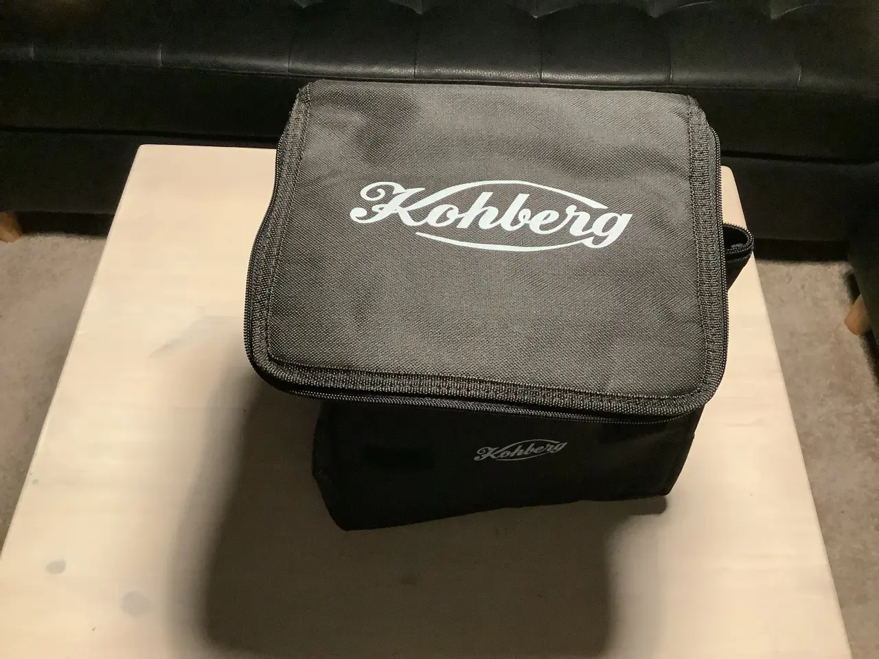 Billede 3 - Kohberg sort køletaske og en lille blå.