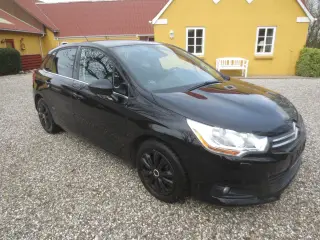 Citroen C 4 1.6 HDi År 2012. Nysynet.