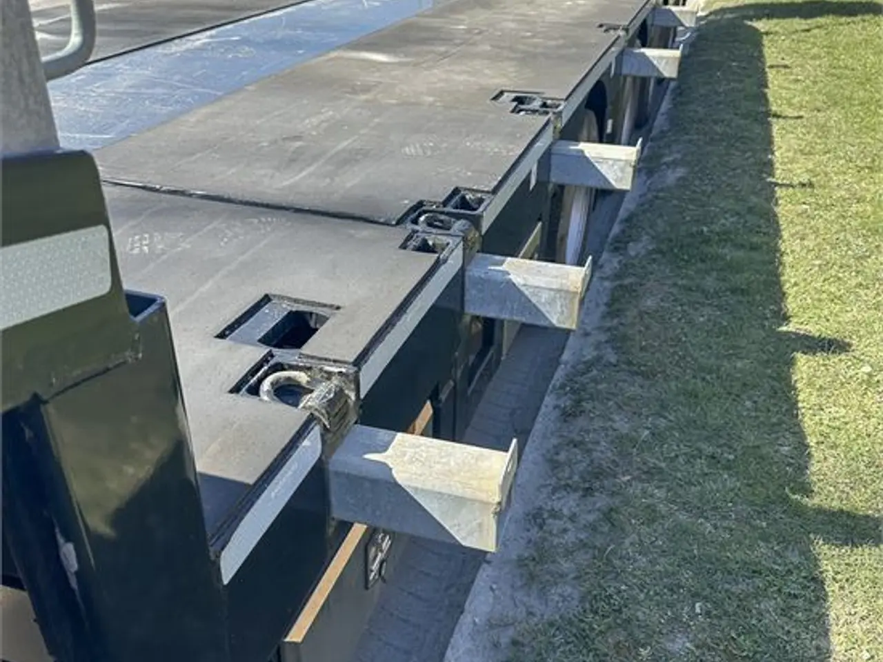 Billede 26 - Broshuis 4 ABSD - Only 2000 km - Truck+flat bed+container trailer w/crane