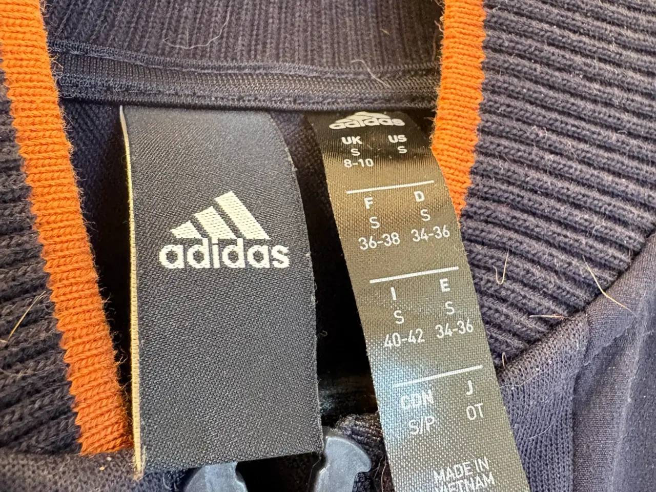 Billede 2 - Adidas trøje/jakke varsity