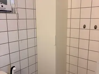 Højskabe til badeværelse