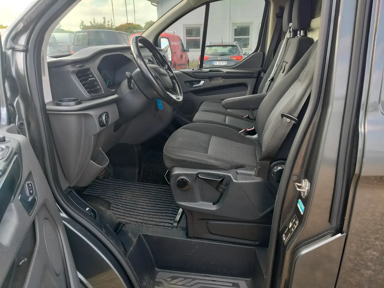 Billede 5 - Ford Transit Custom 2018, 2,0 TDCI / DEFEKT Tandre