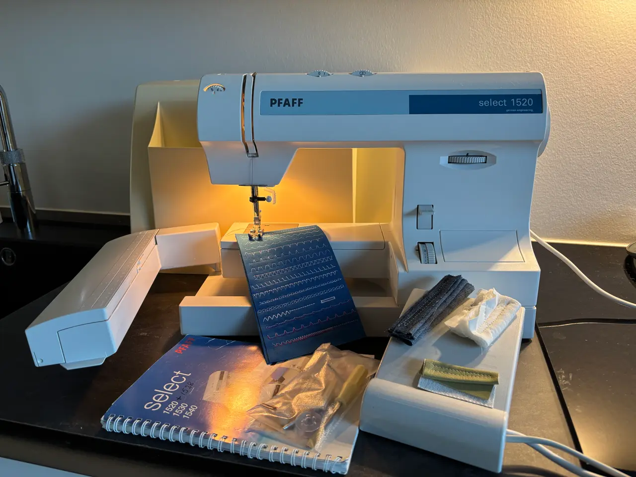 Billede 1 -  Pfaff select. 1520 symaskine 