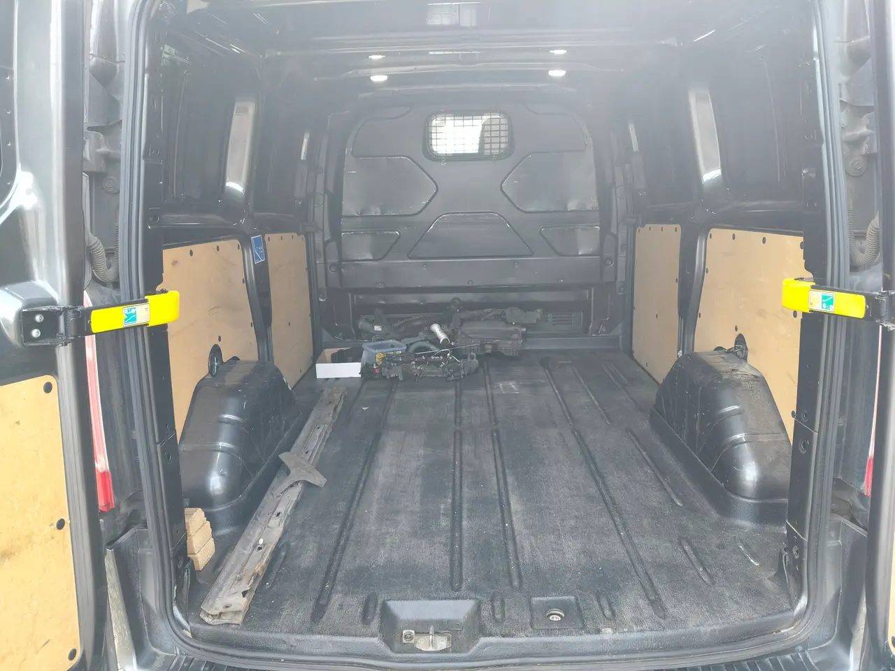 Billede 9 - Ford Transit Custom 2018, 2,0 TDCI / DEFEKT Tandre