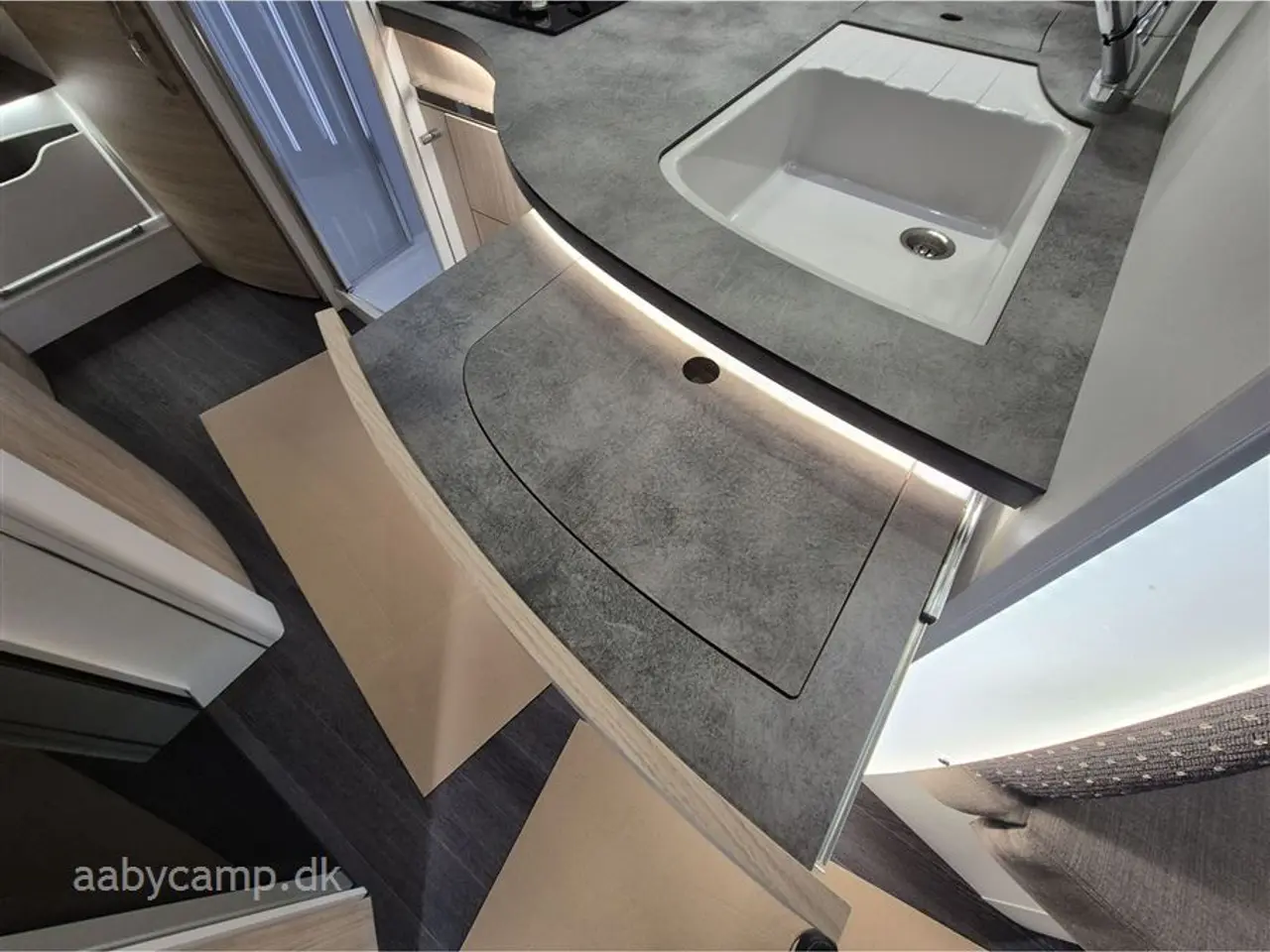 Billede 16 - 2024 - Frankia I 740 GD F-Line Top udrustet Frankia