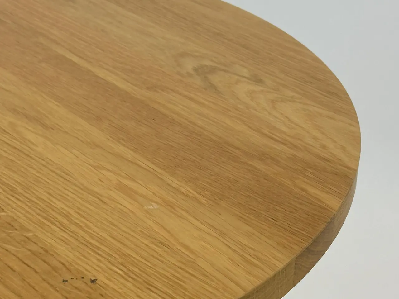 Billede 4 - HAY Pyramid Café Table 21 Bord – Træ med Sort Stel 70x70x74 cm