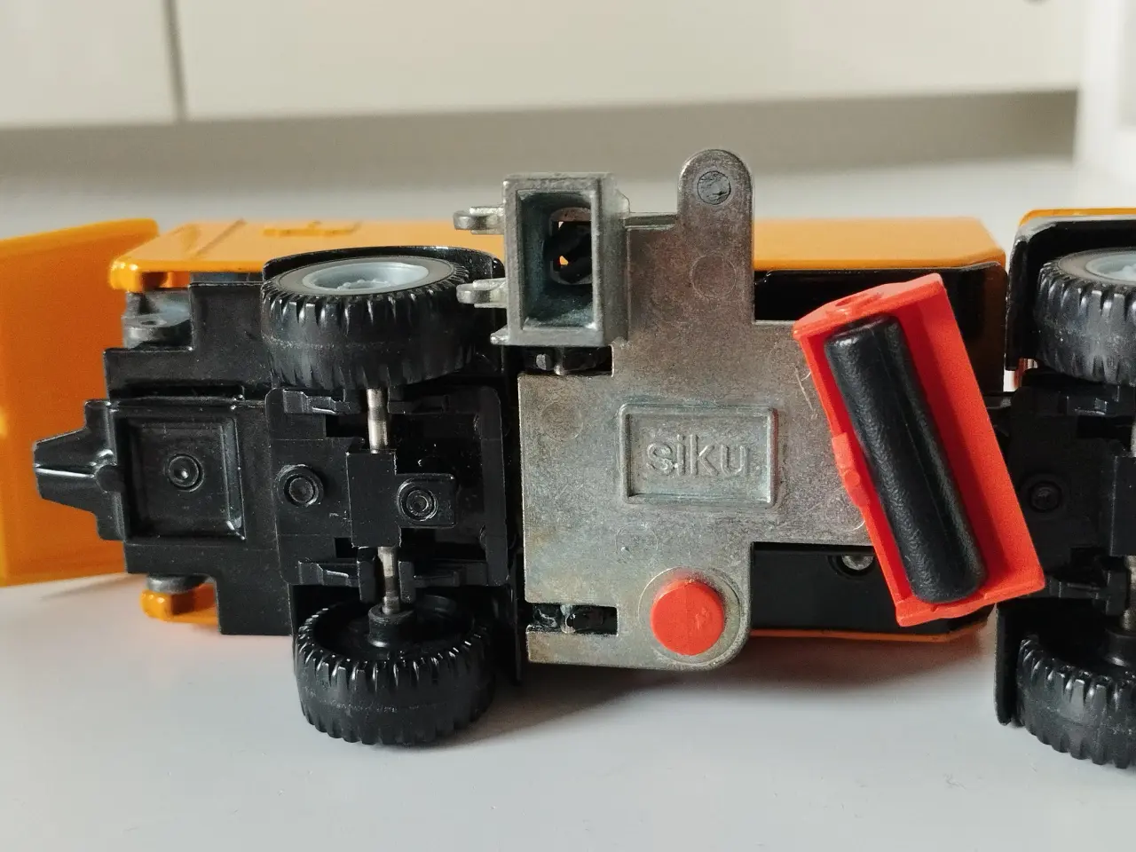 Billede 8 - Modellastbil, SIKU Mercedes-Benz
