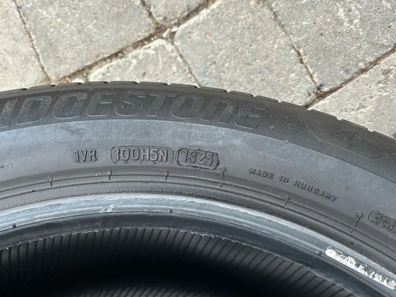 Billede 3 - Sommerdæk til elbil.