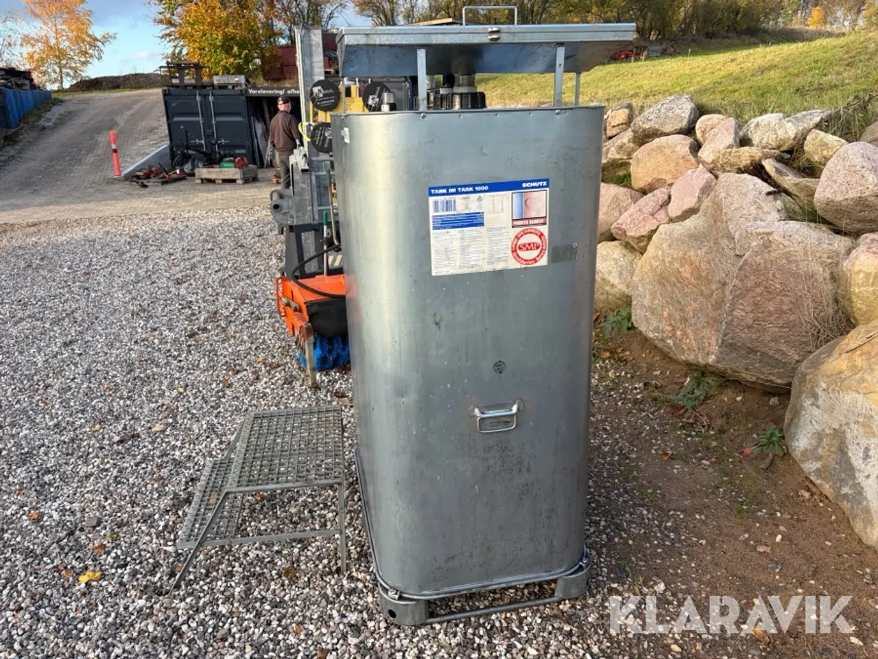 Billede 4 - Spildolietank SCHÜTZ Tit 1000L dobbeltsidet