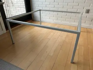 Stålstel til sofabord