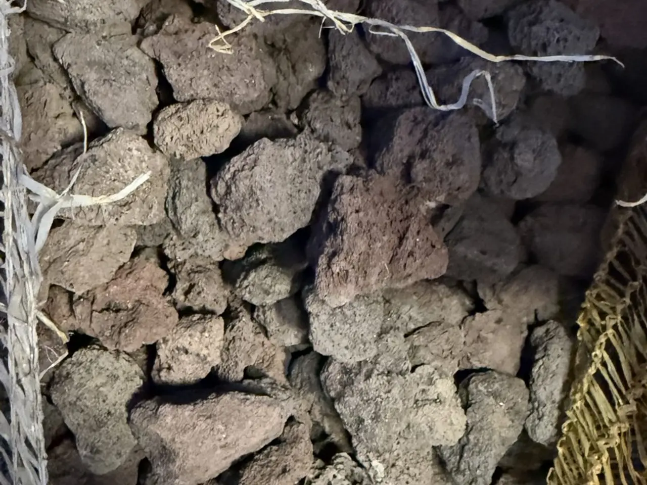 Billede 3 - Lavasten til havedam/akvarie – filtermateriale