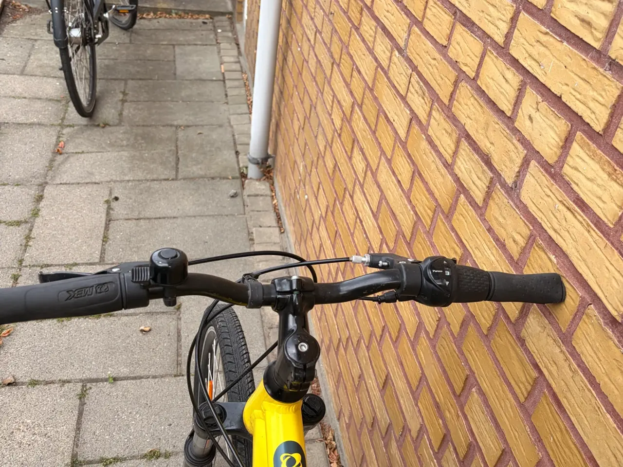 Billede 3 - Drengecykel MBK Mud DNA 26”