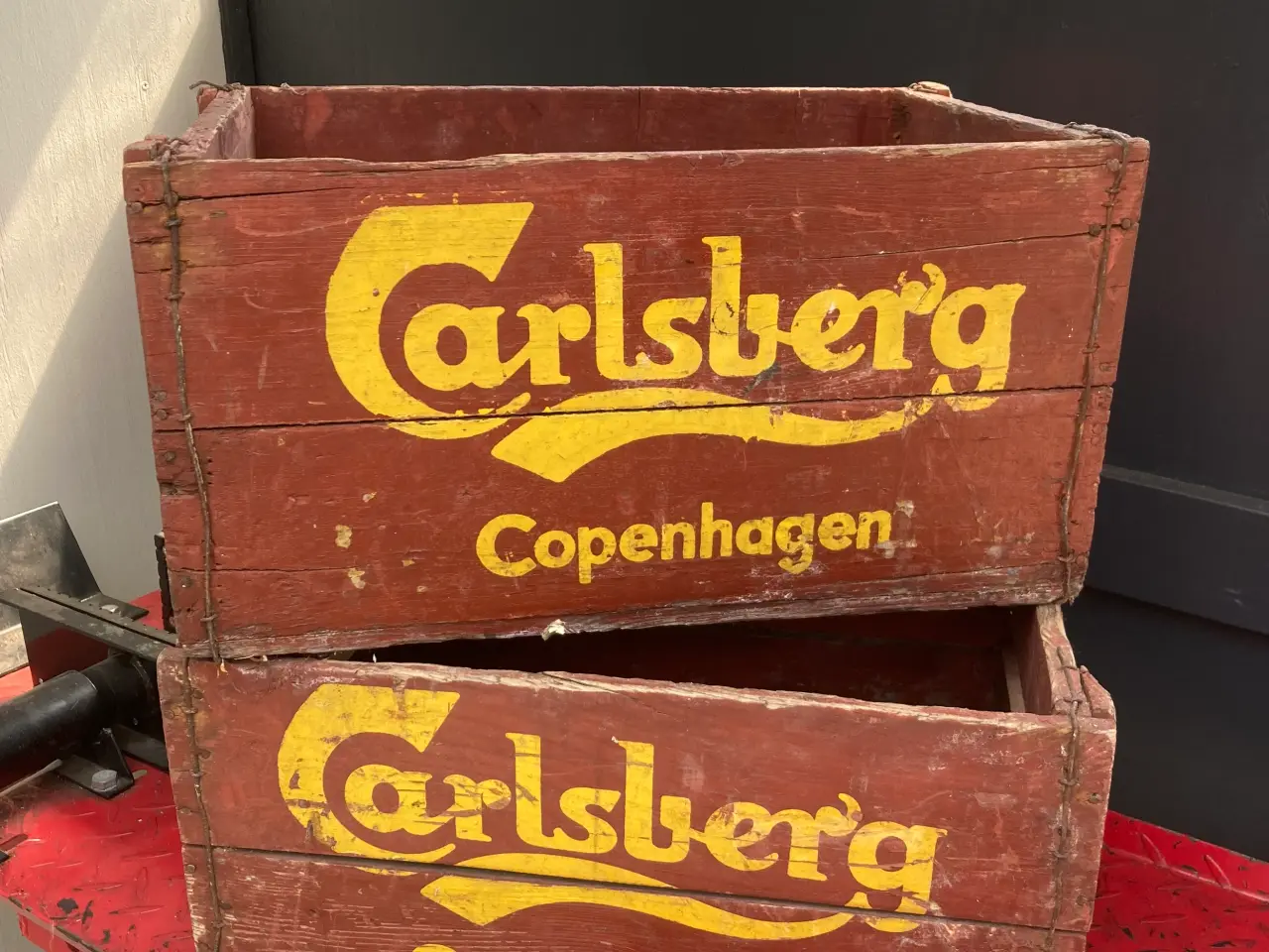 Billede 1 - carlsberg kasser gamle.