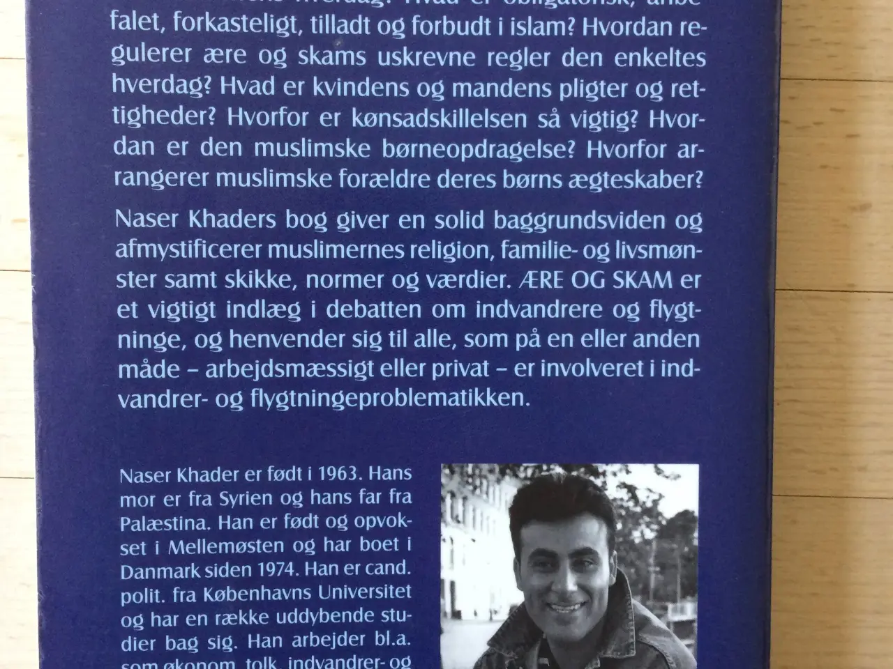 Billede 2 - Ære og skam, Naser Khader