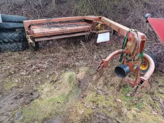 KUHN 352 gear kasser til for og bag
