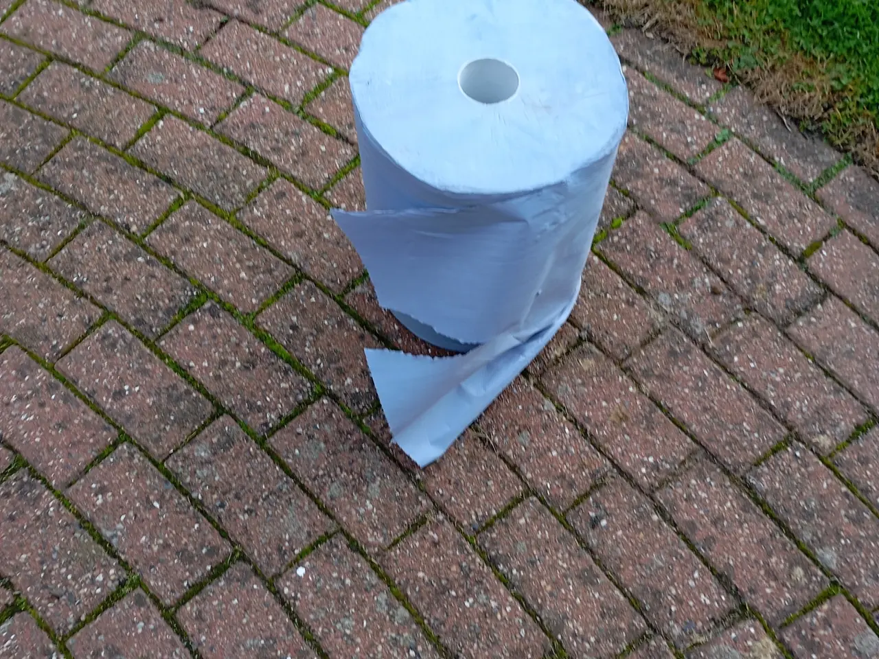 Billede 2 - Aftørringspapir i rulle XXL. Køkkenrulle