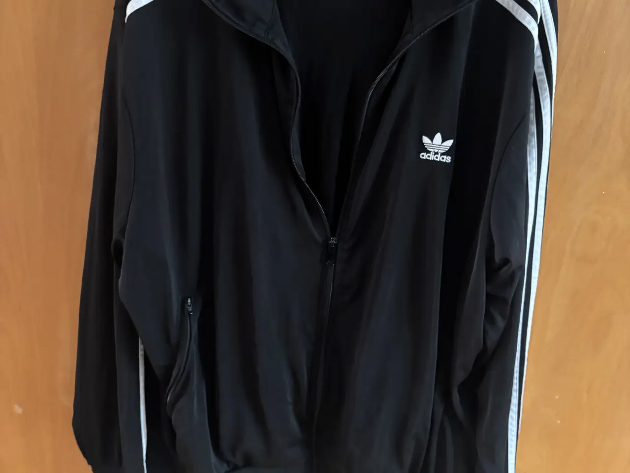 Billede 1 - Adidas jakke XL hel ny