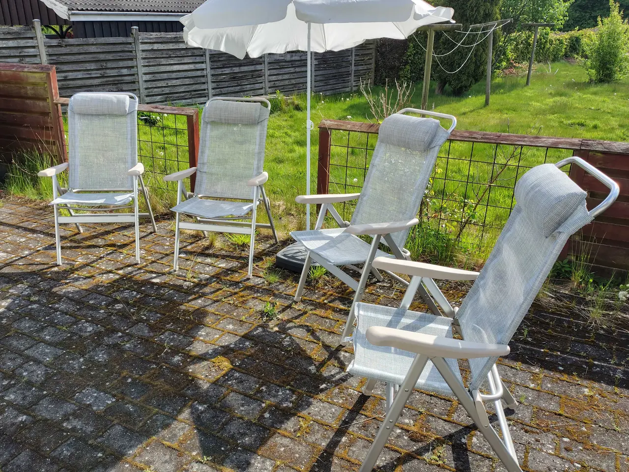 Billede 1 - 4 stk Crespo campingstole og parasol