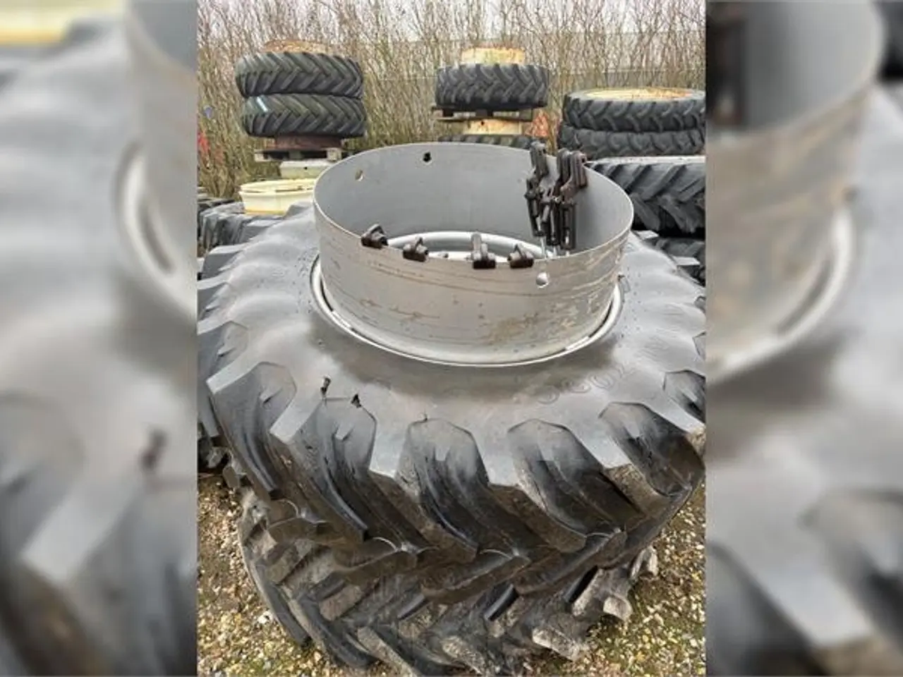 Billede 1 - Firestone 520/85R38 / 20.8R38 20.8-38 med 8 spænder