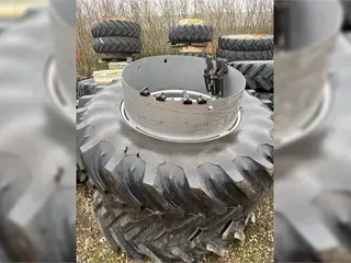 Firestone 520/85R38 / 20.8R38 20.8-38 med 8 spænder