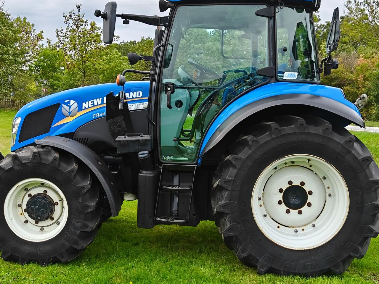 Billede 7 - New Holland T4.95 Med frontlæsser