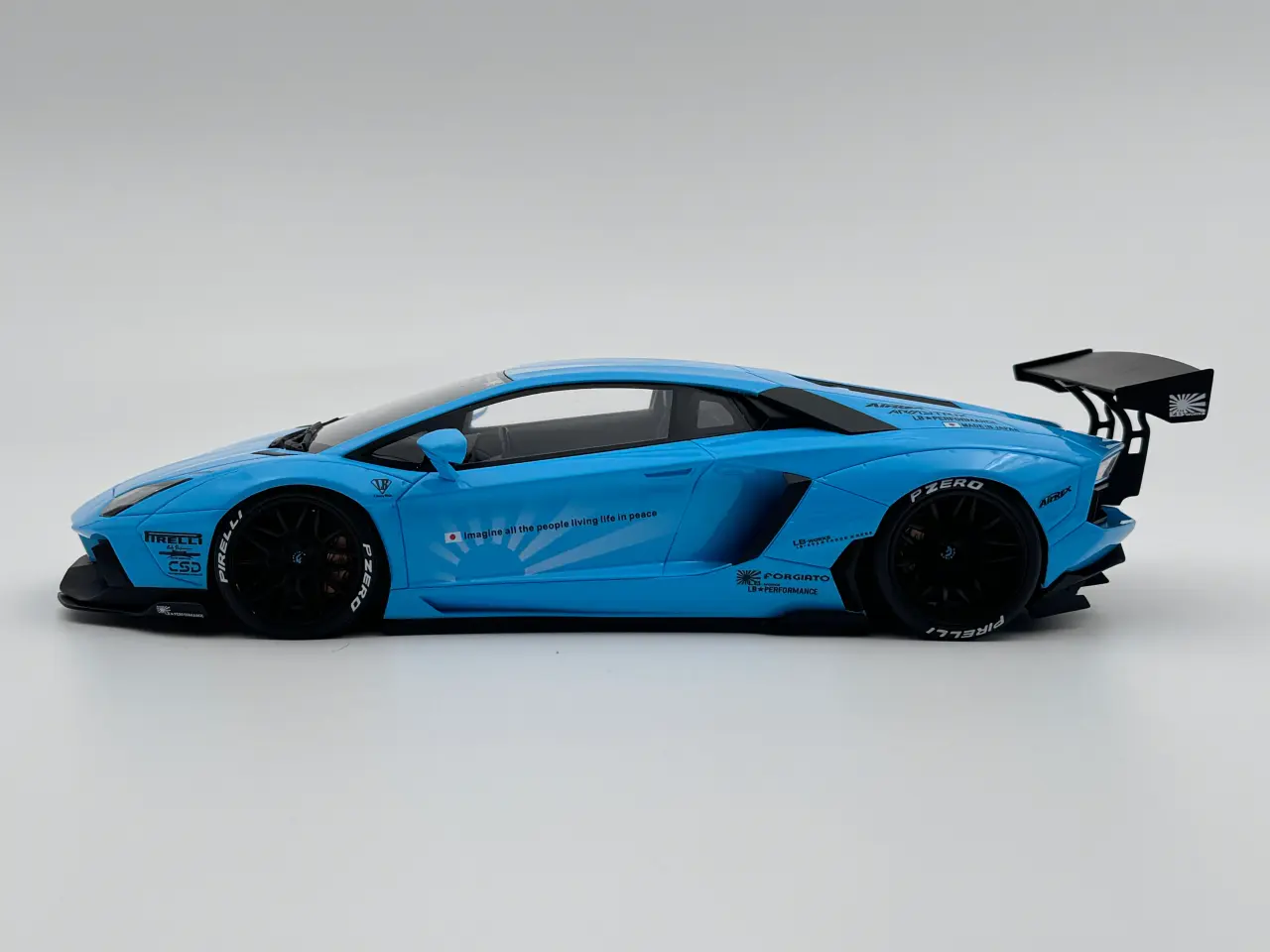 Billede 2 - 2011 Aventador LP 700-4 Liberty Walk 1:18