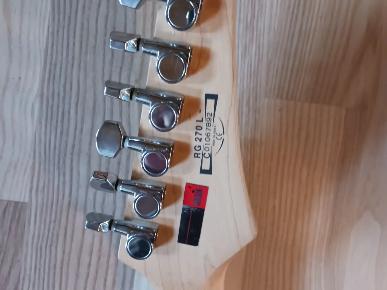 Billede 3 - Venstre hånds el Ibanez guitar