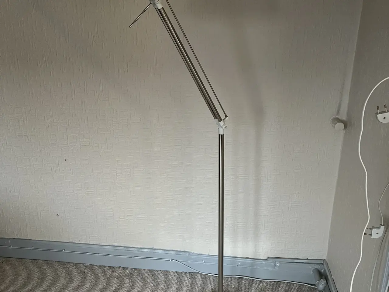 Billede 2 - Standerlampe med plisseskærm