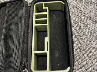 GoPro case med rumdeler til batterier — nyt