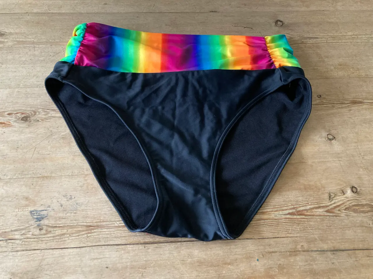 Billede 4 - Bikini 3 dele fra Wiki