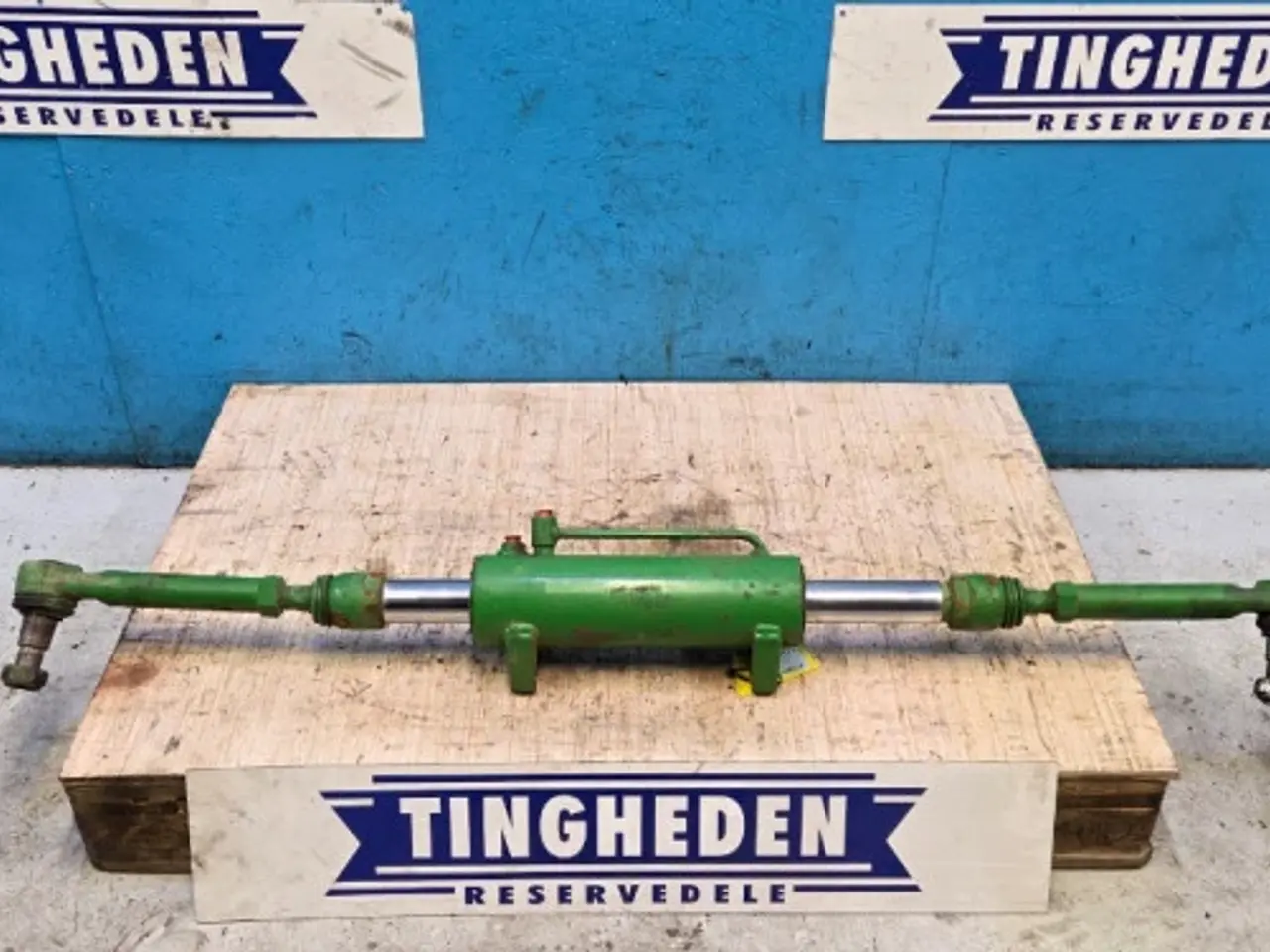 Billede 1 - John Deere 6215R Styrecylinder AL224302