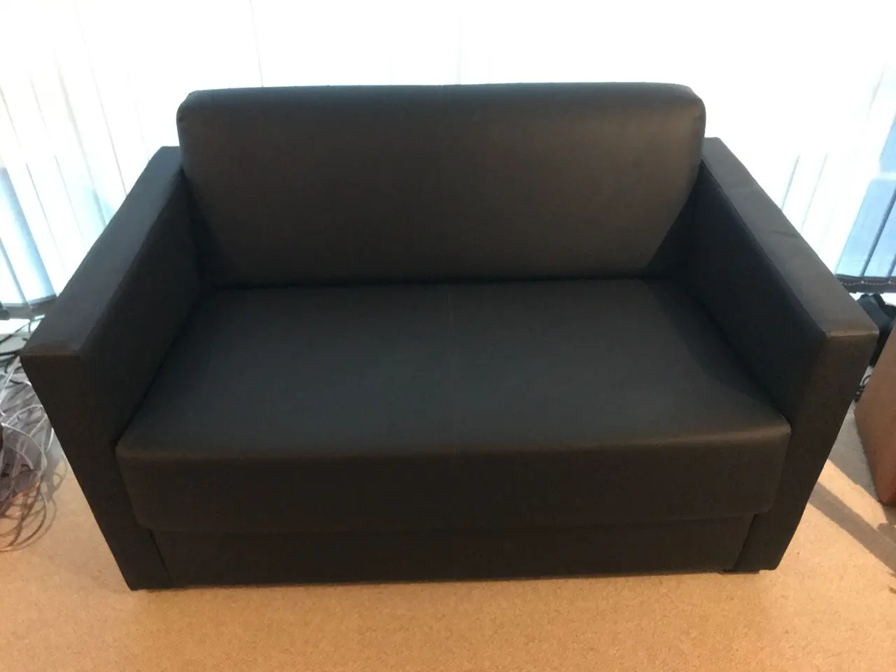 Billede 2 - 2 pers. sofa - læderlook. 