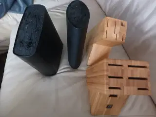 4 KNIVBLOKKE 125,-KR STK