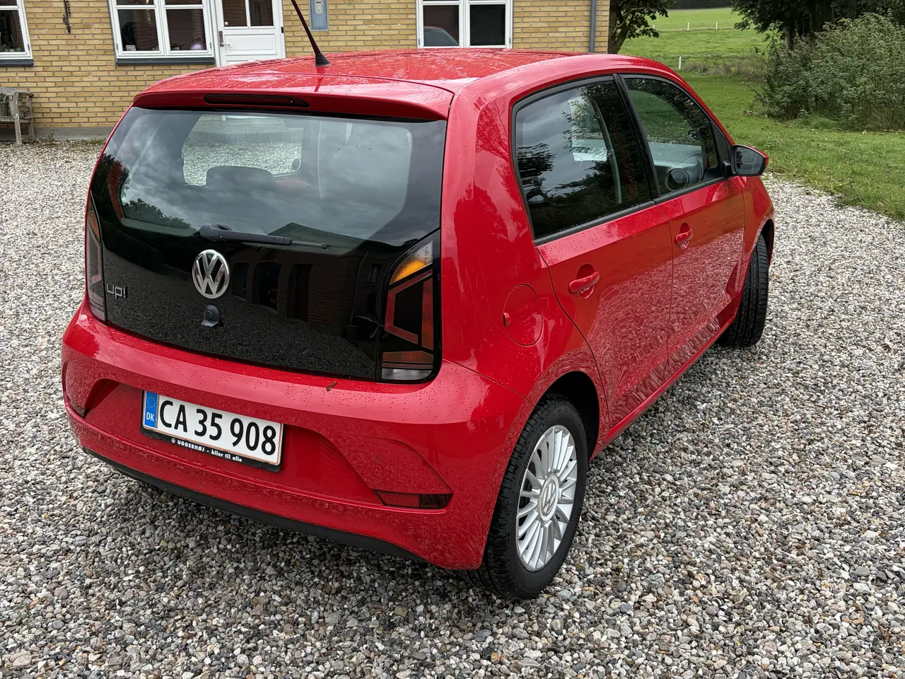 Billede 3 - Kontakt: 81710974. VW UP 2018, 140.000KM, 65.000,-