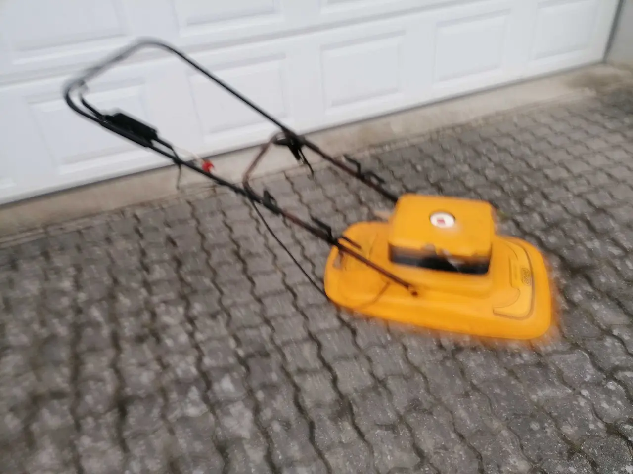 Billede 1 - GINGE Luftpudeklipper, 220V, 38 cm