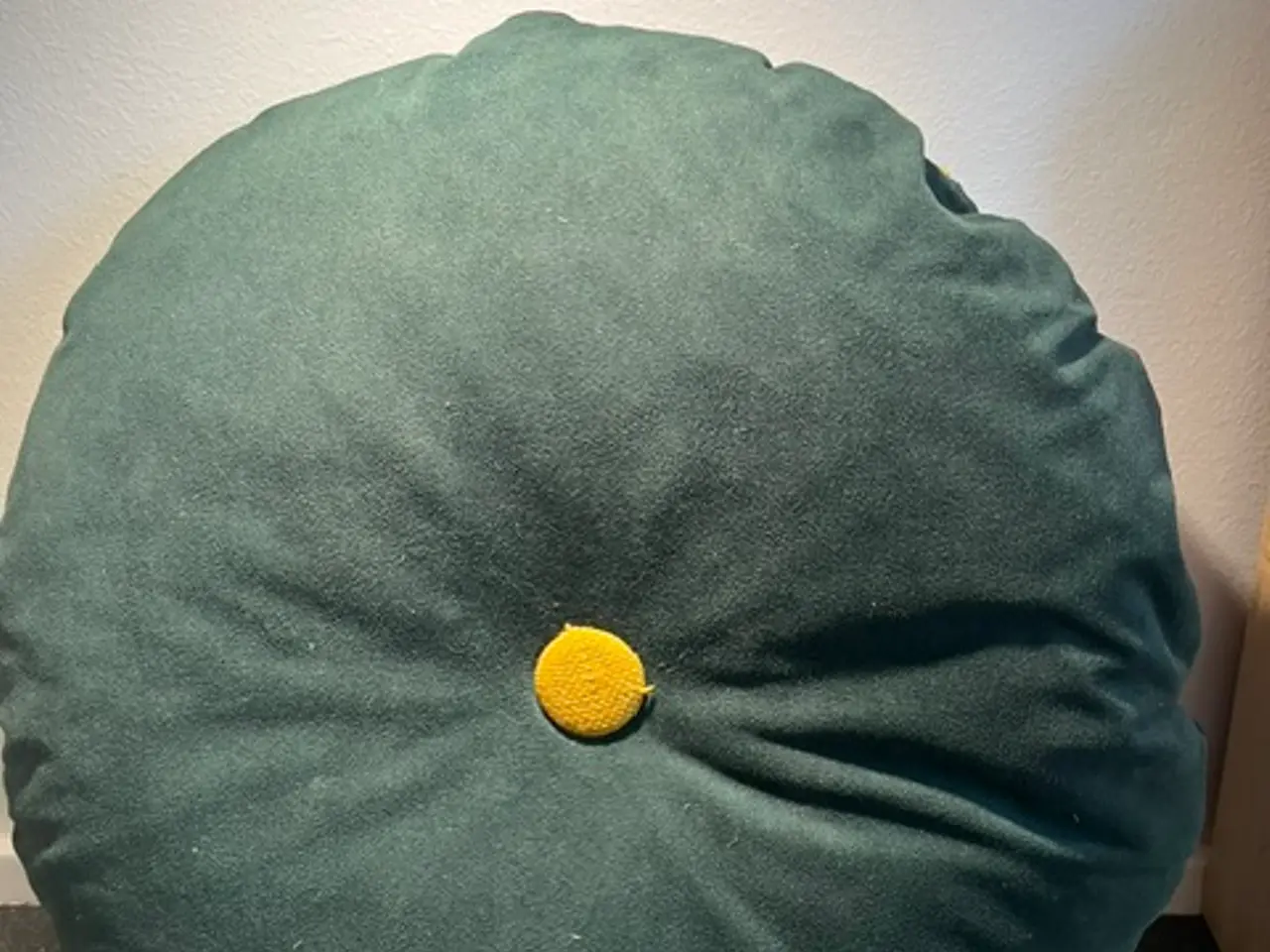 Billede 3 - Eksklusiv rund velourpude med dunfyld - Ø 40cm