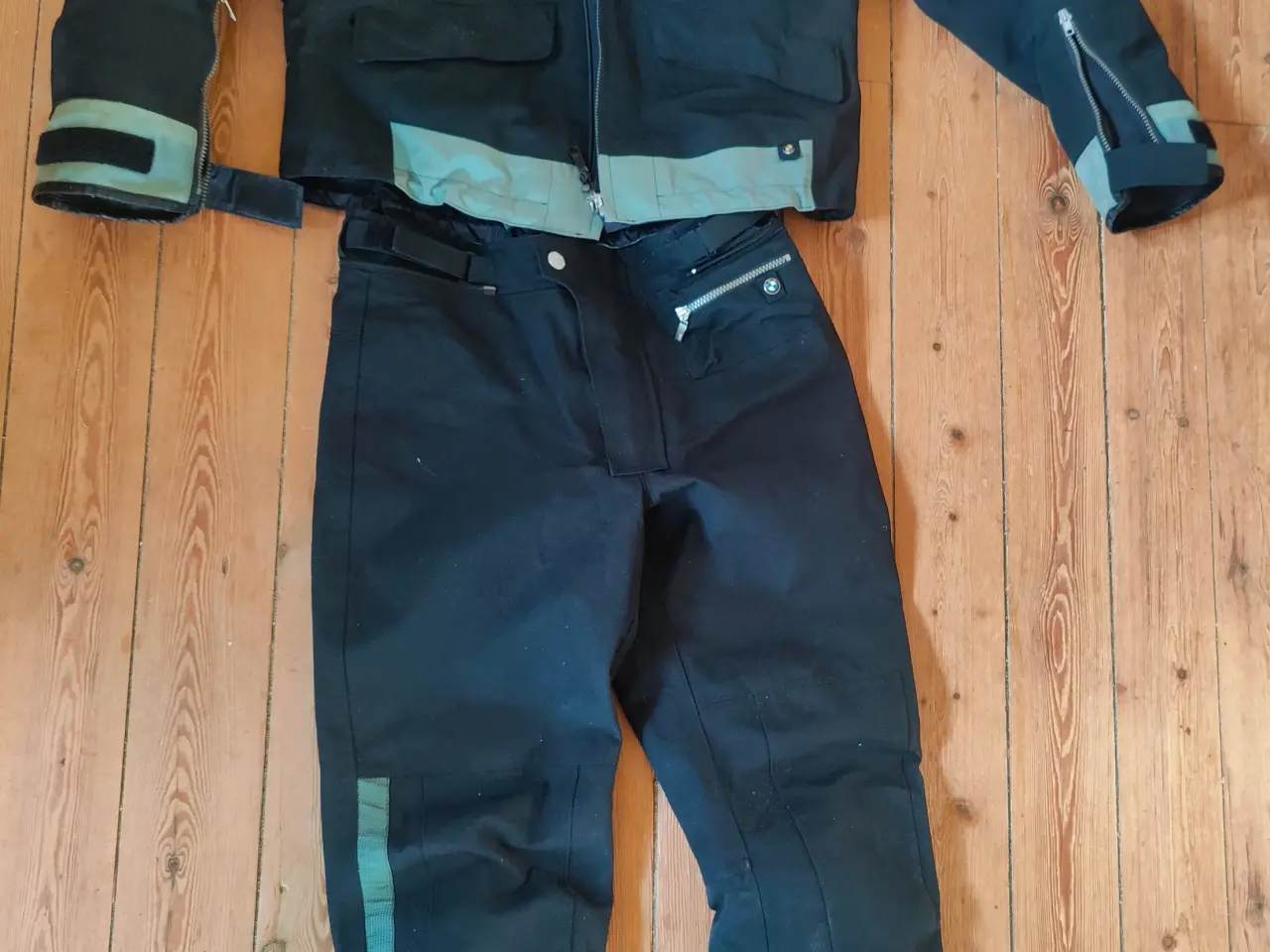 Billede 1 - BMW Streetguard mc sæt