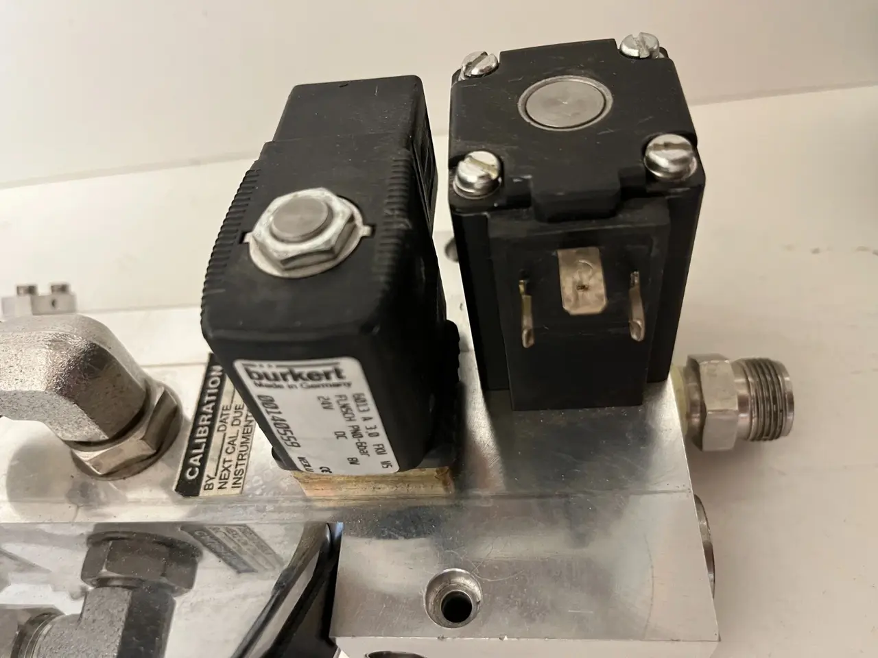 Billede 6 - Bürkert Fuel Inlet Manifold Block 5x Solenoid